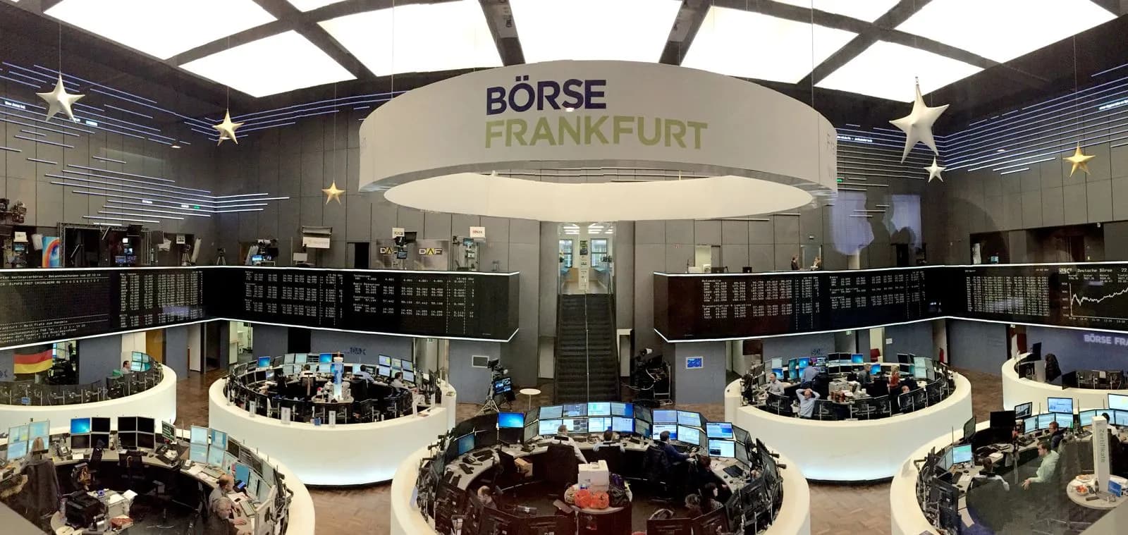 Hormuz energiája emelte az európai részvénypiacot héten