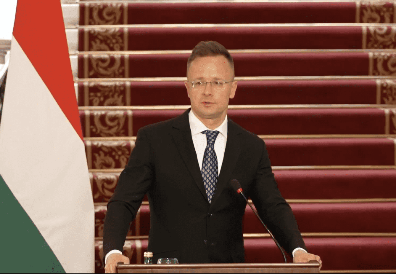 Magyar kábel épül Európa és Egyiptom között – Digitális sztrádát húz a 4iG a tenger mélyén