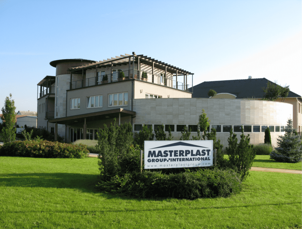 Fordulópont a Masterplastnál – 15 év után újraindul az üveggyapot-gyártás itthon