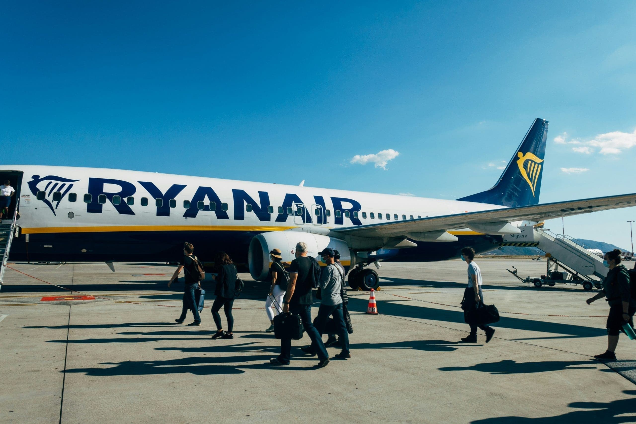 Manipulálta az utasokat a Ryanair? – Rejtett díjak és félrevezető információk miatt eljárást indított a GVH