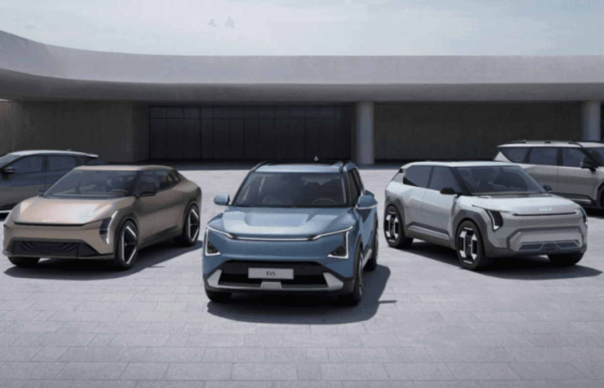Nagyot ment a Kia a gyengülő autópiacon – A hibridek és az elektromos modellek húzzák az eladásokat