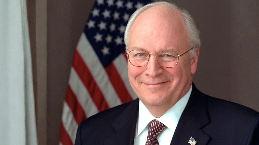 Öt szívroam után - Meghalt az amerikai politika Darth Vadere