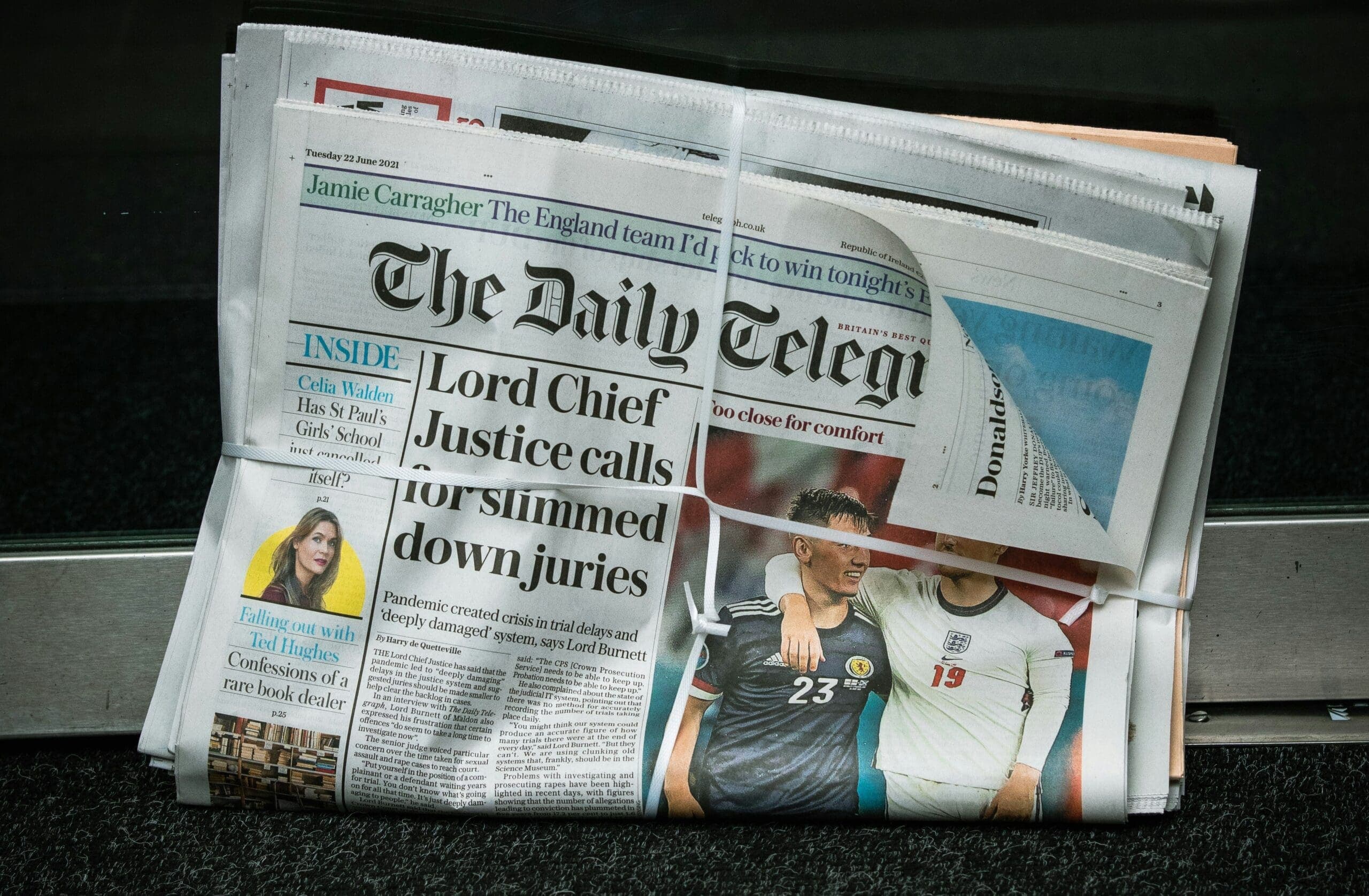 Médiapiaci óriásüzlet előtt áll az Axel Springer – 667 millió dollárért veheti meg a Telegraphot